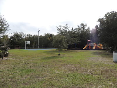 Larroux Park - Greenspace